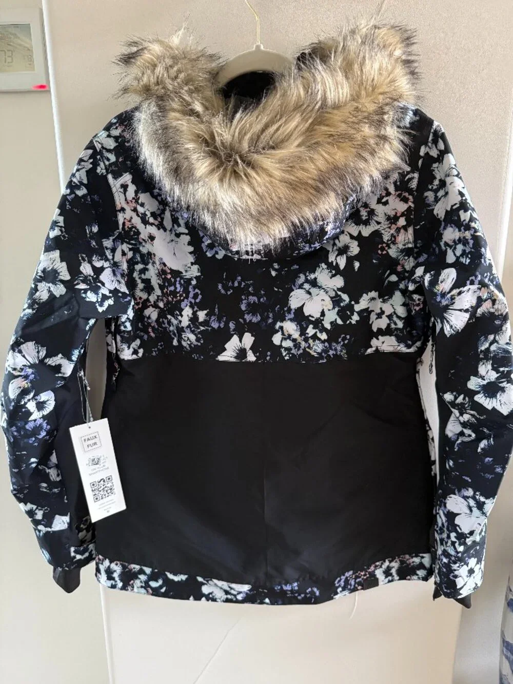 Roxy Shelter 10K Pullover Snow Jacket Insulated NWT Size M